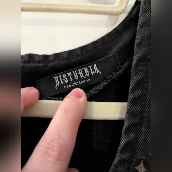 Black Lace-Up Dress with Embroidered Details - Picture 9 of 10